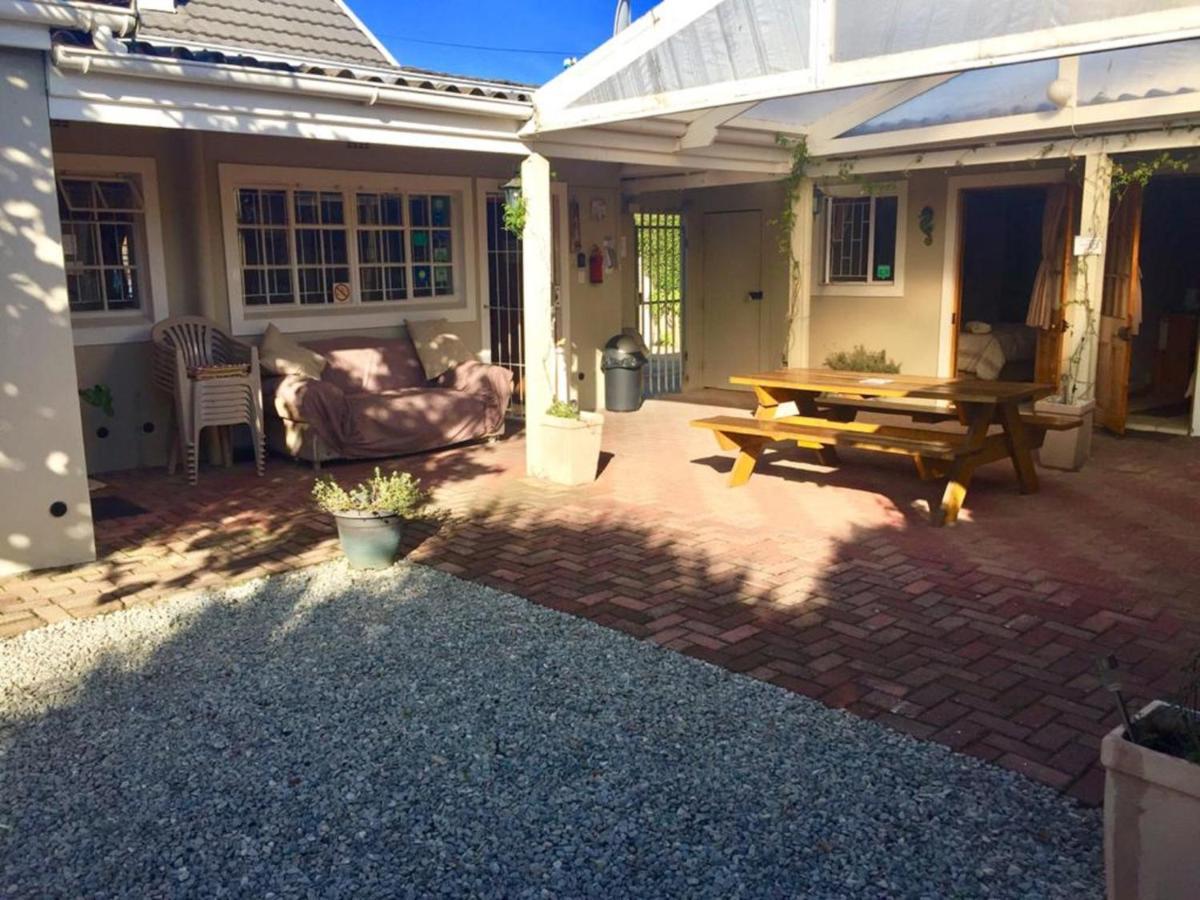 Jembjo'S Knysna Lodge & Backpackers Εξωτερικό φωτογραφία