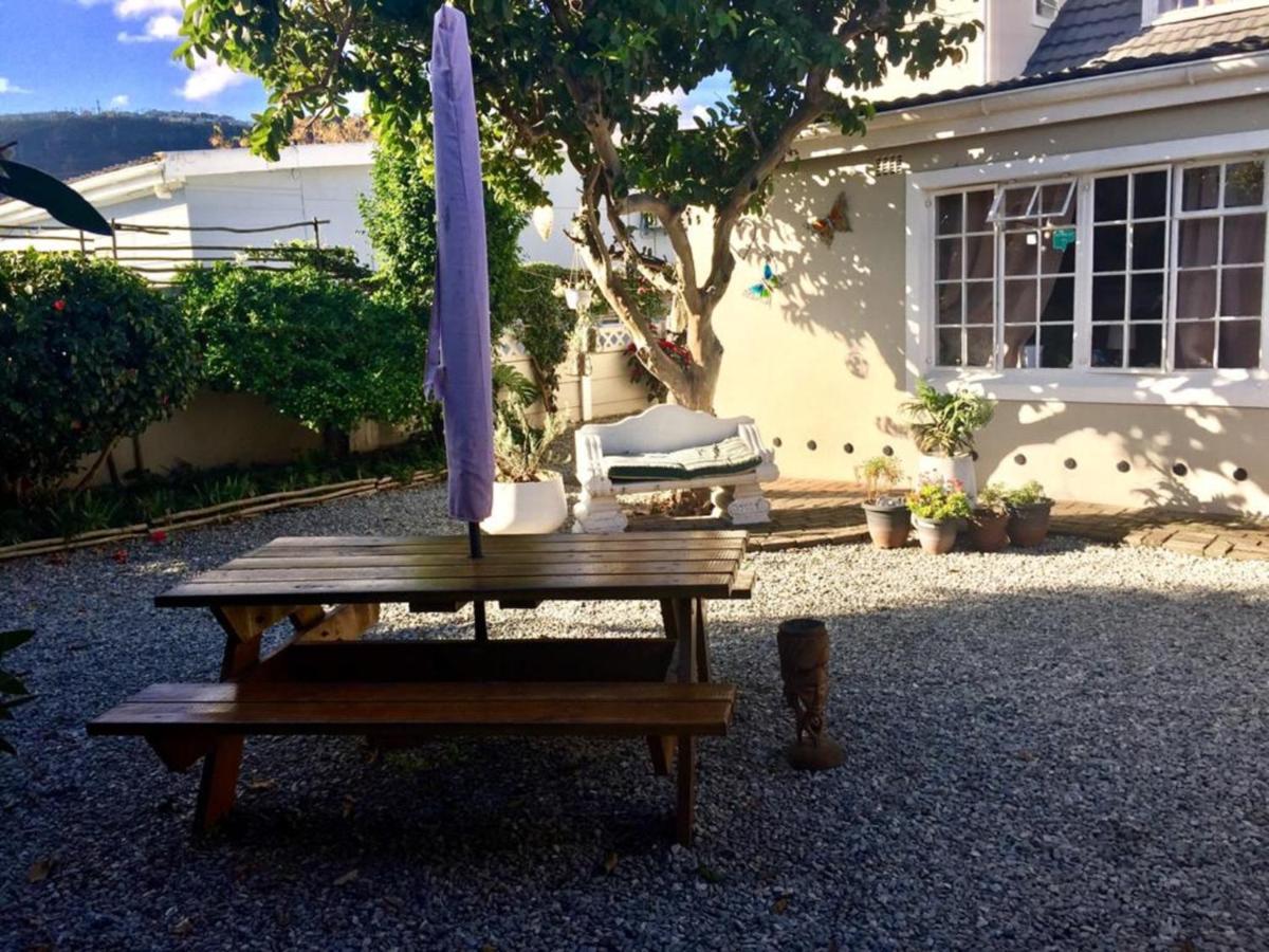 Jembjo'S Knysna Lodge & Backpackers Εξωτερικό φωτογραφία