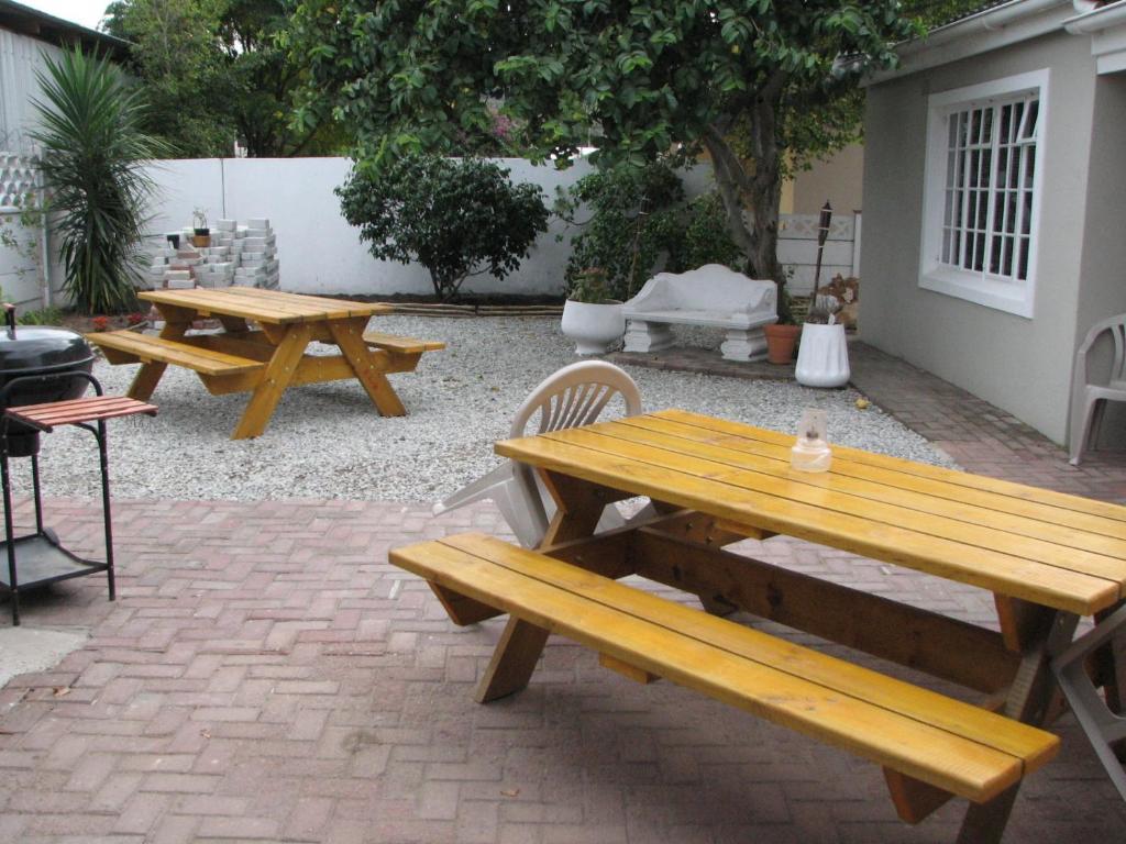 Jembjo'S Knysna Lodge & Backpackers Εξωτερικό φωτογραφία