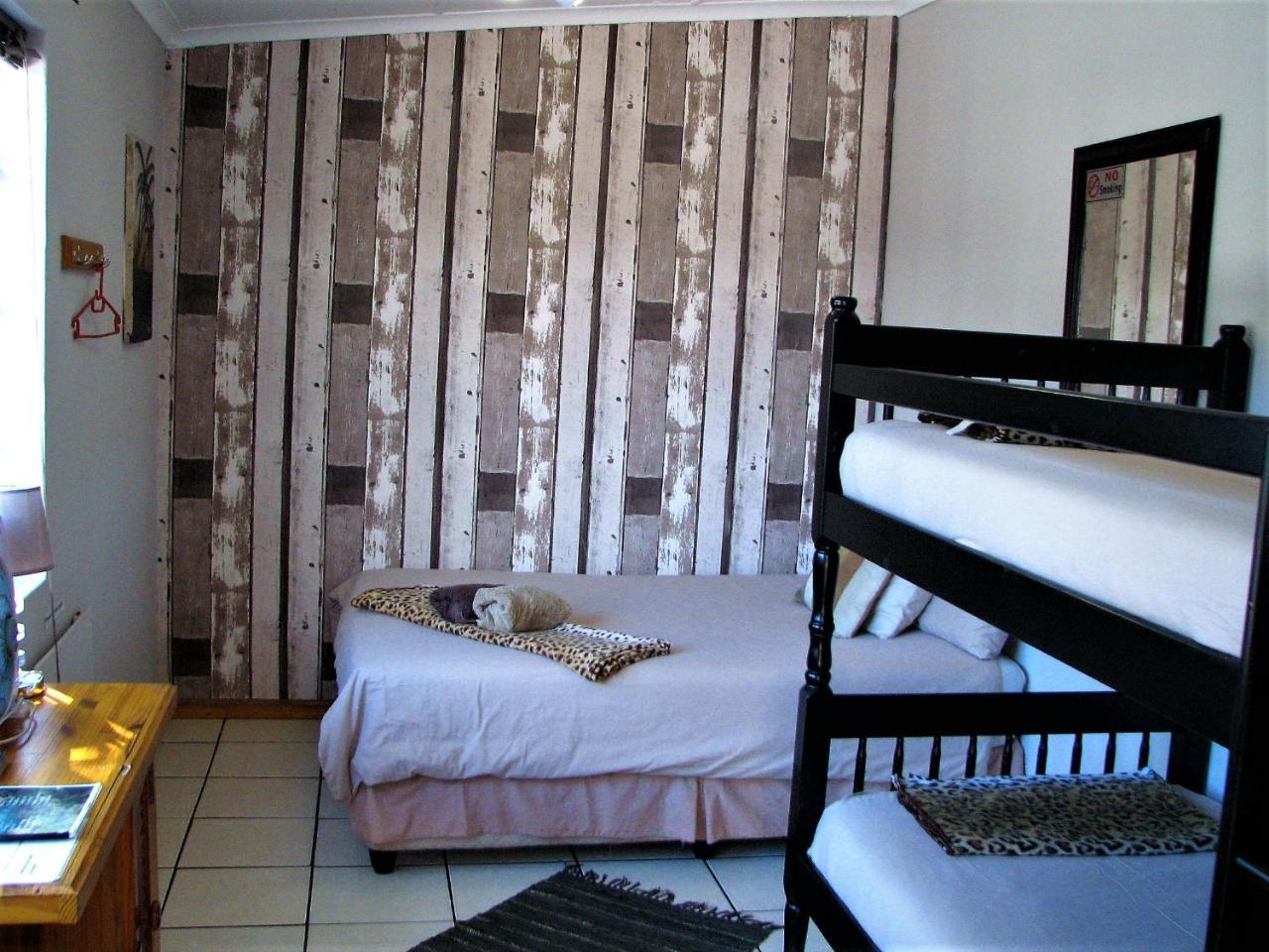 Jembjo'S Knysna Lodge & Backpackers Εξωτερικό φωτογραφία