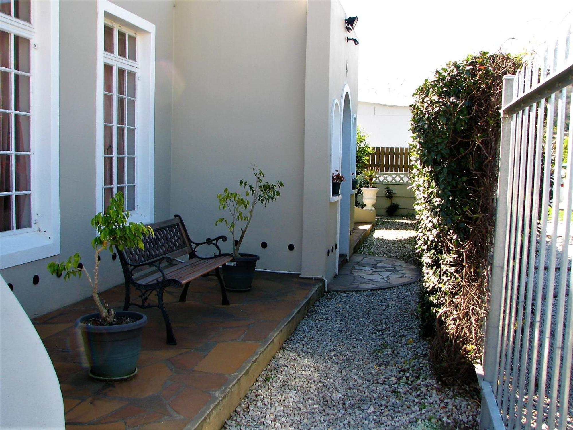 Jembjo'S Knysna Lodge & Backpackers Εξωτερικό φωτογραφία