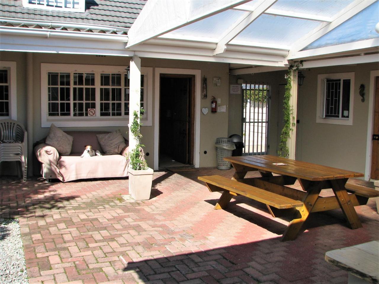 Jembjo'S Knysna Lodge & Backpackers Εξωτερικό φωτογραφία