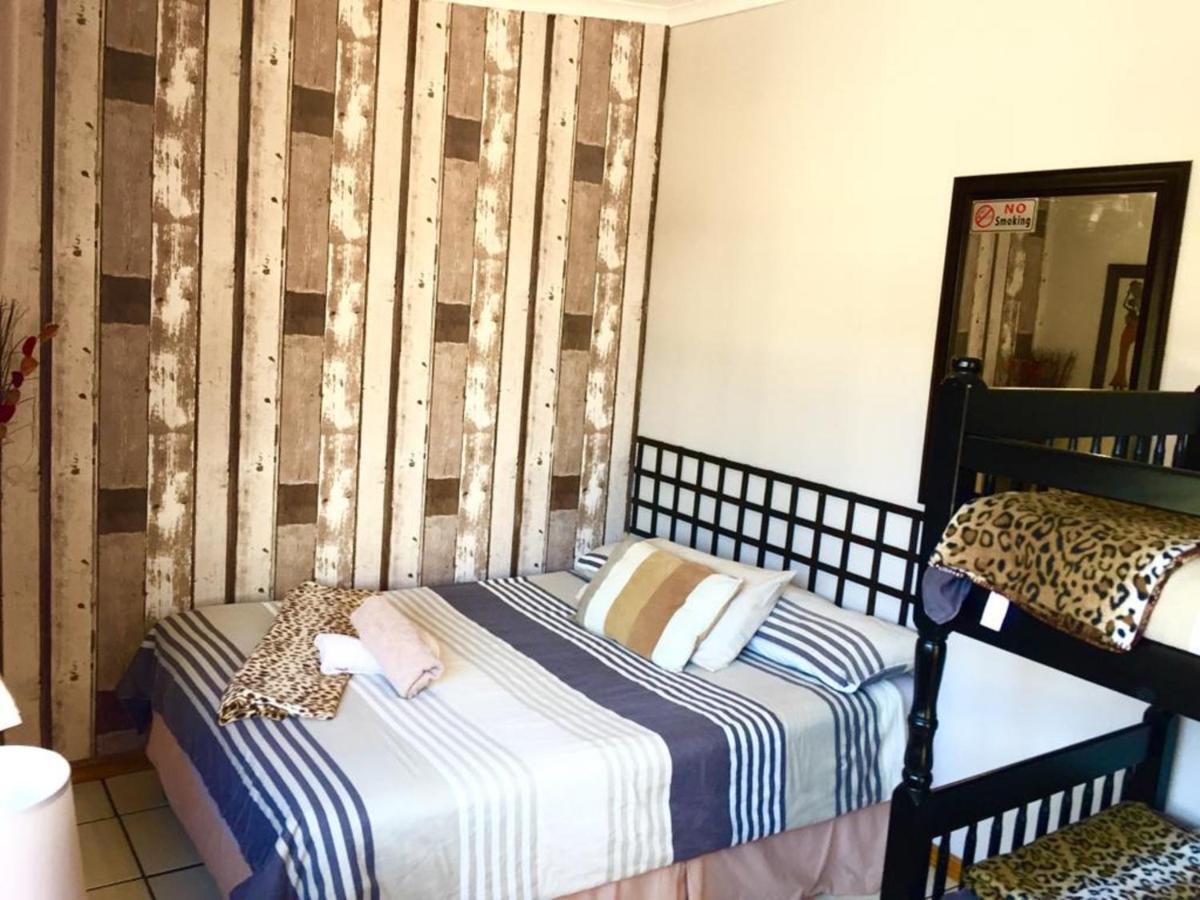 Jembjo'S Knysna Lodge & Backpackers Εξωτερικό φωτογραφία